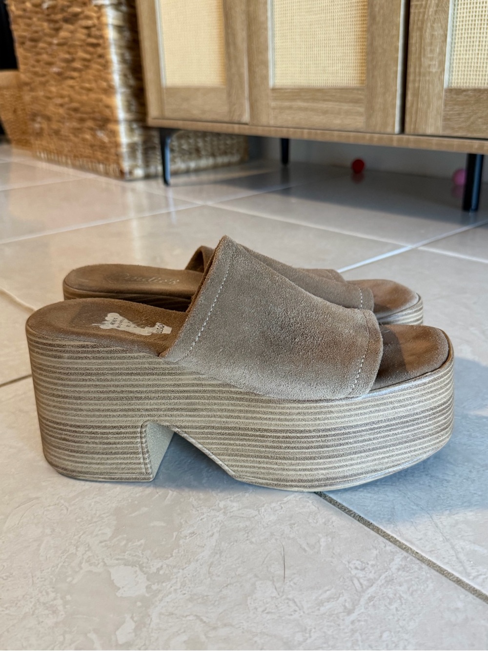 Candie's Taupe Suede Platform Slide Sandals